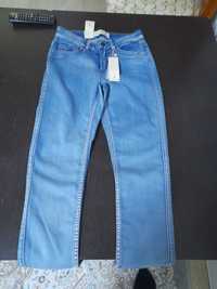 Продам летнее джинсы. Размер 42. Турция.