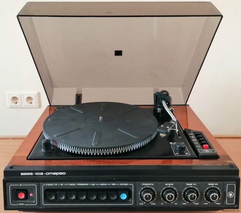 Продам Вега 108 стерео