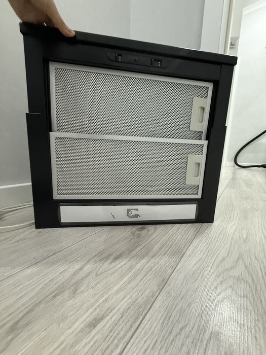 Продам новую вытяжку