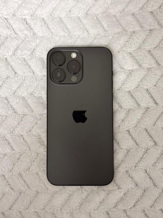 Iphone 14 Pro Max plus Watch Ultra 1