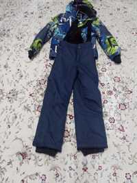 Продаются Детский лыжный костюм детский  роз152 на 12,14 лет как новый
