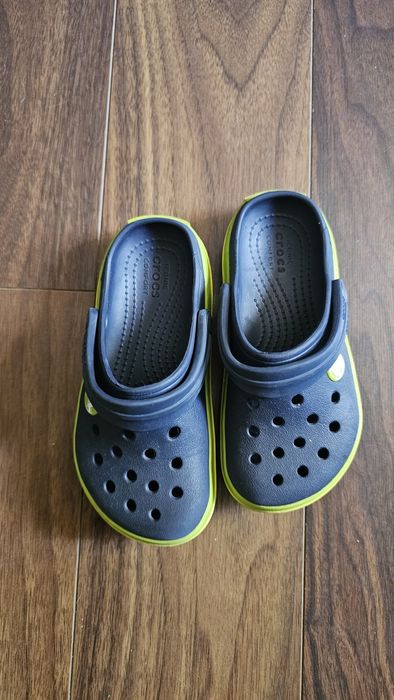 Papuci Crocs c10