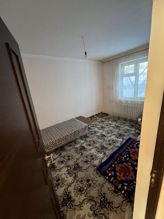 Jomboy uzun ovul 2 sotx kotej 3 xona sotiladi