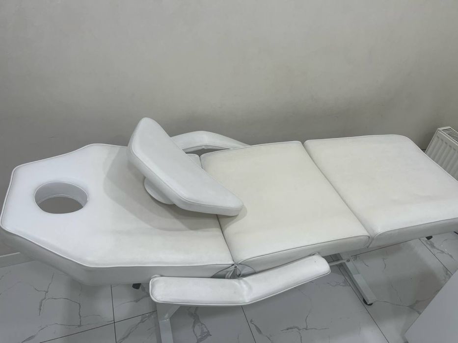Косметологическая кушетка