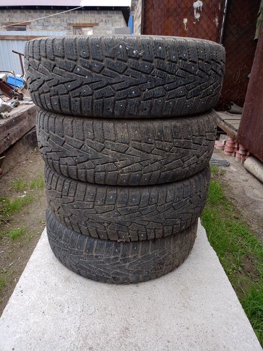 Продам зимние шины