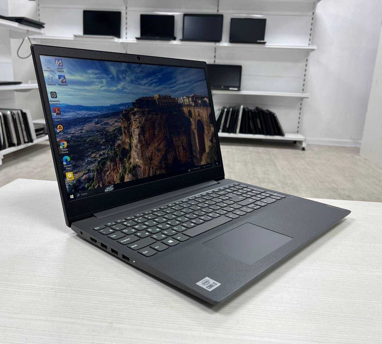 В Идеале LENOVO Core i3/ОЗУ 8гб/Ssd 256/HDD 1Tb Гарантия