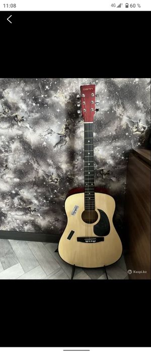 Продам гитару нормальное состояние