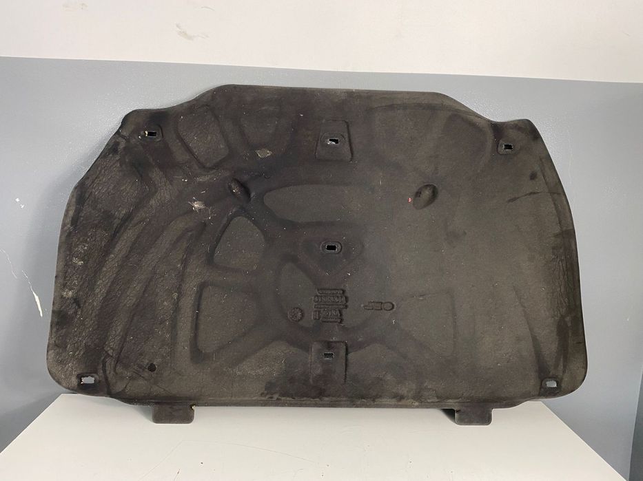 Capitonaj capota Volvo S90 V90 V90CC 2016+ 31383344