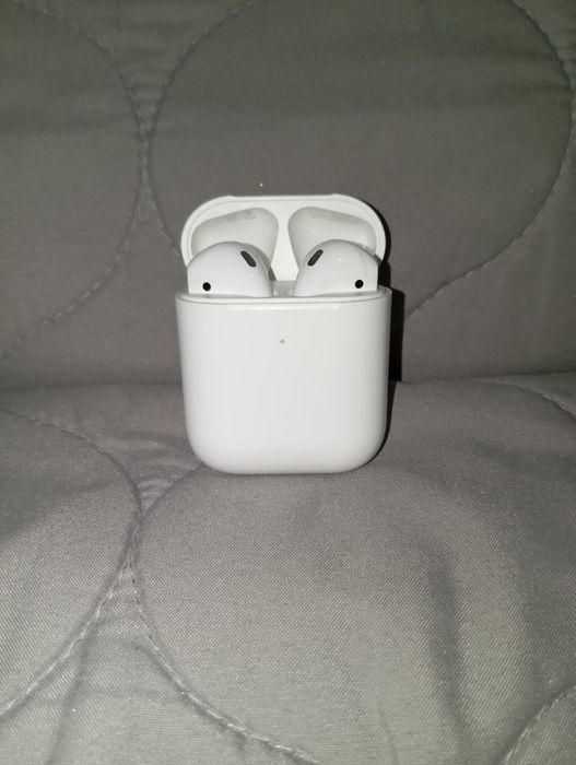 Наушники в стиле AirPods