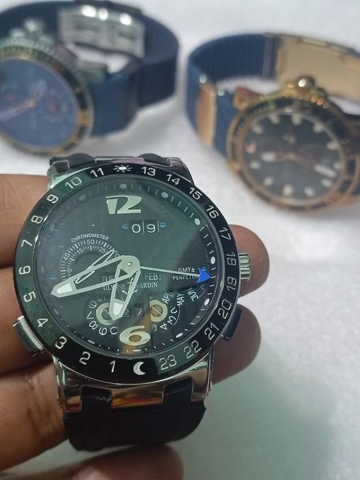 Ulysses nardin часы наручные очень хорошем состоянии