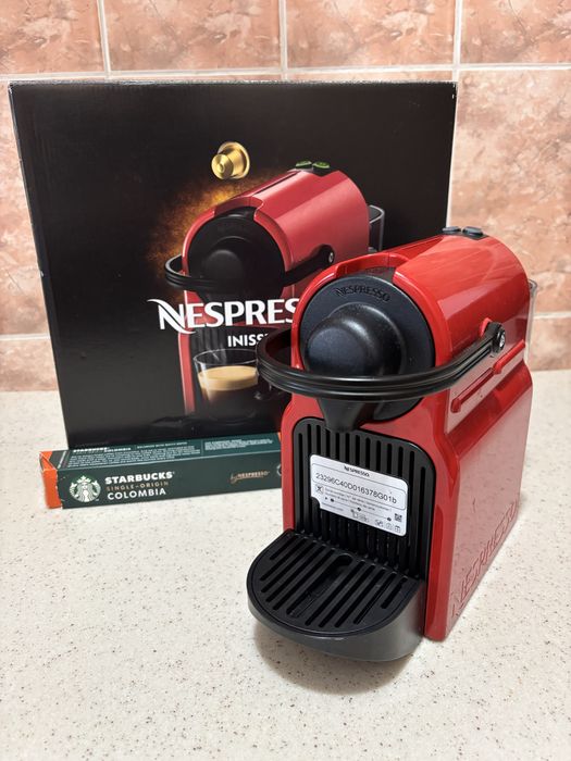 Nespresso Inissia + capsule