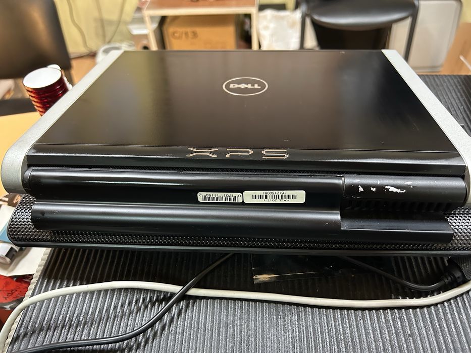 Лаптоп Dell XPS  M1330