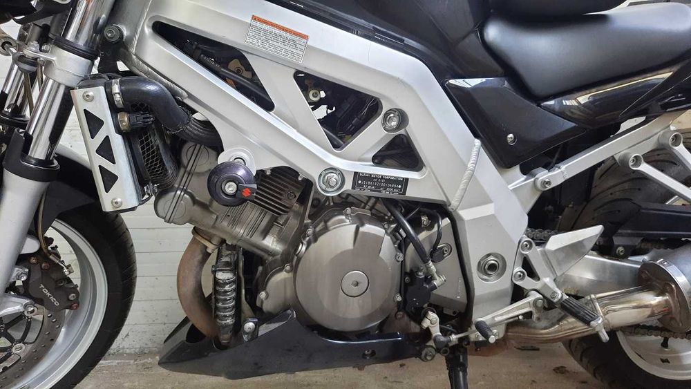 Vand Suzuki SV 1000