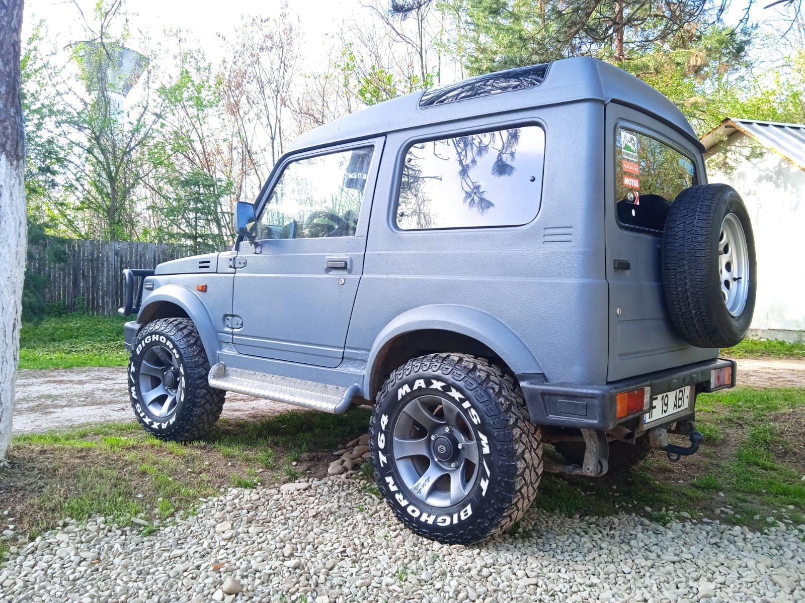 Suzuki samurai 1.3