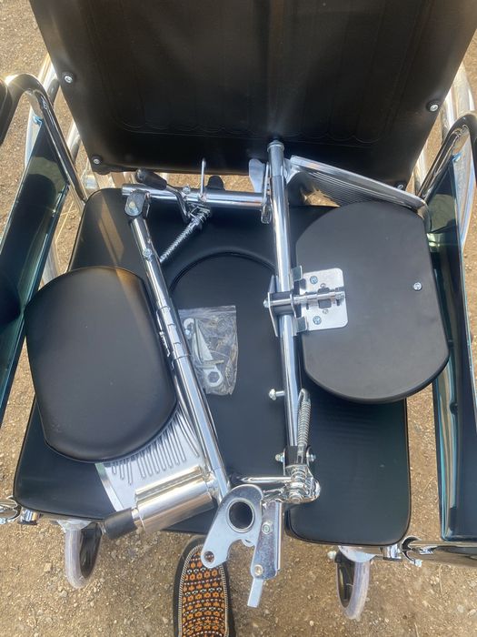 Продам инвалидную коляску