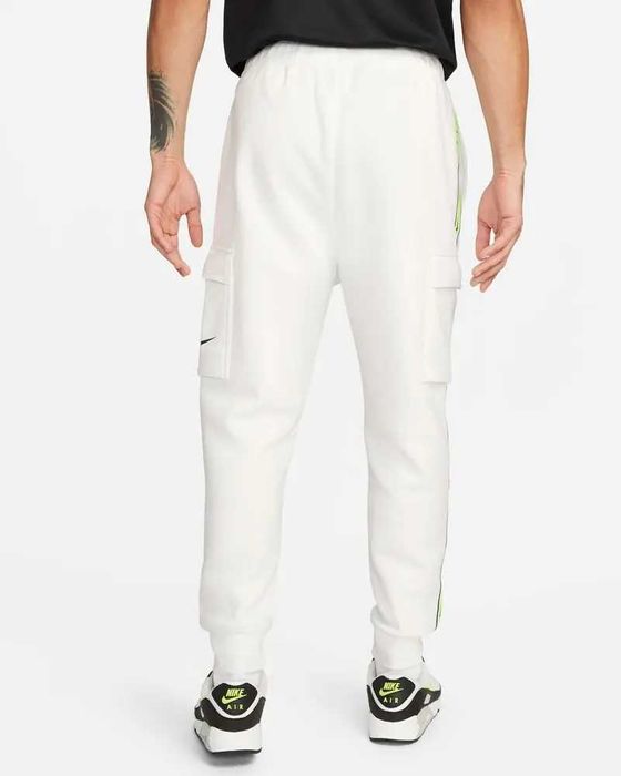 Мъжко долнище Nike Sportswear Repeat Men's Fleece Joggers
