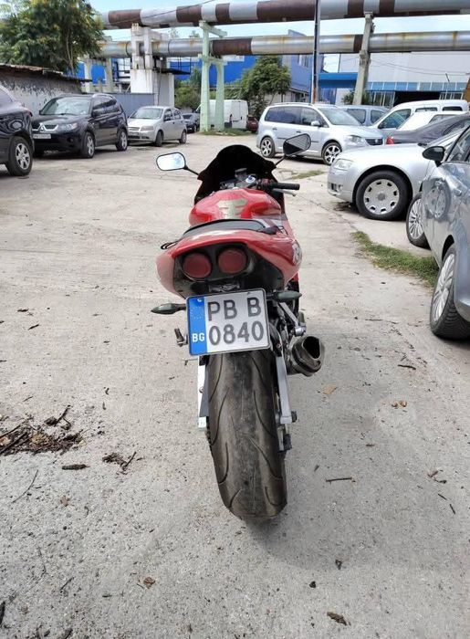 Yamaha R1 2001 като нов