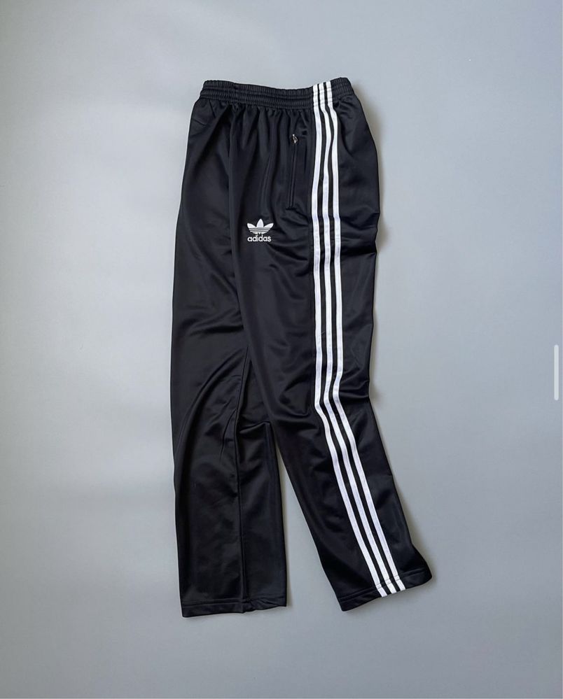 Adidas Originals old collection pants