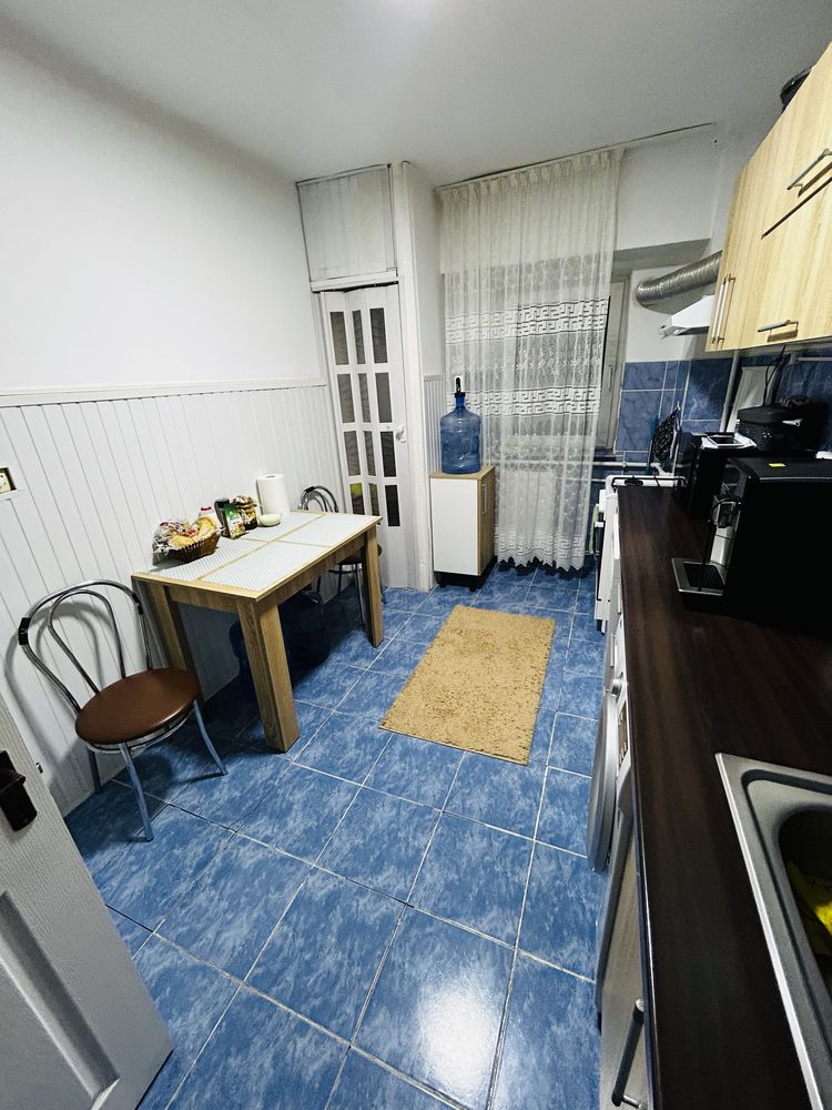 Vand apartament 2 camere mobilat