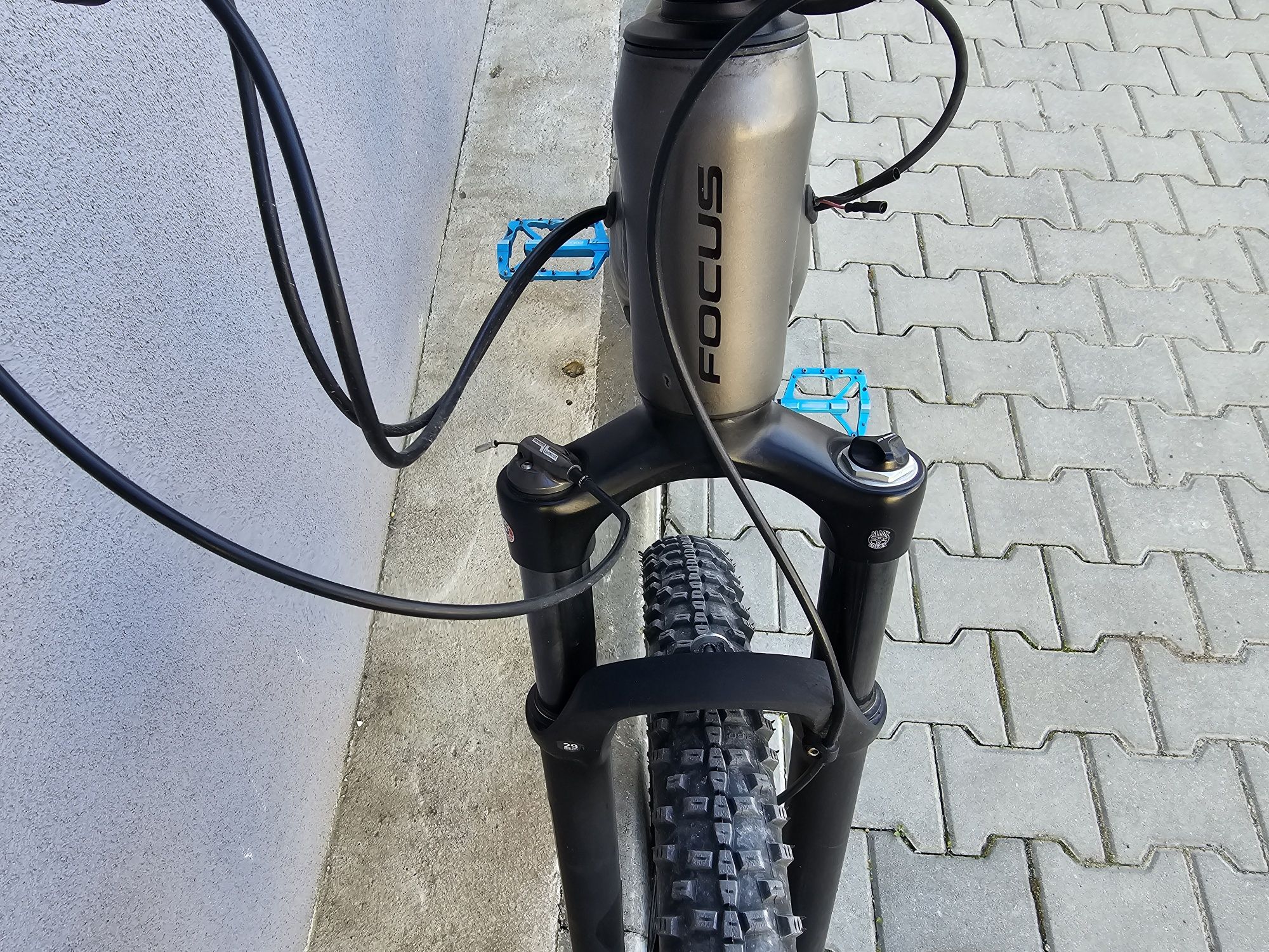 Bicicleta electrica Focus Aventura 2021, baterie 625 Wh