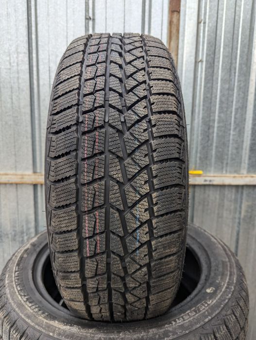 Новые зимние шины на Камри 215/55R17. Склад шин. Все размеры