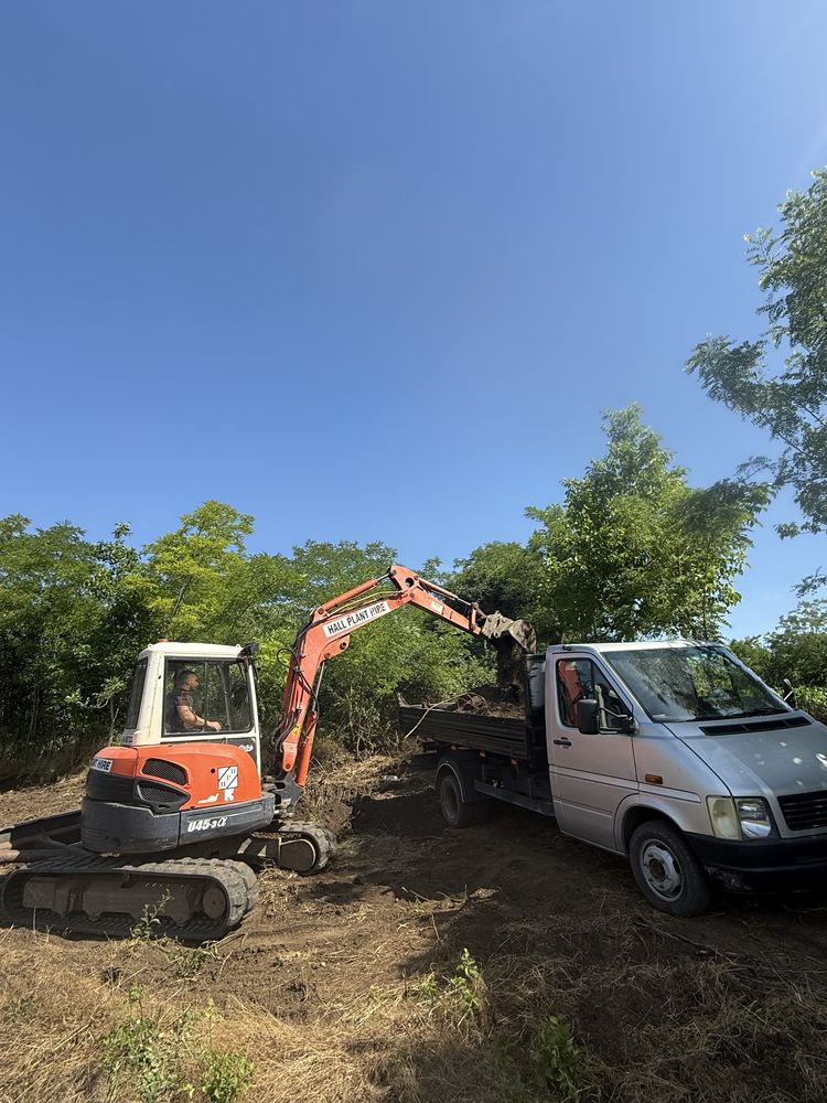 Buldo / Buldoexcavator Mini Excavator Bobcat de inchiriat