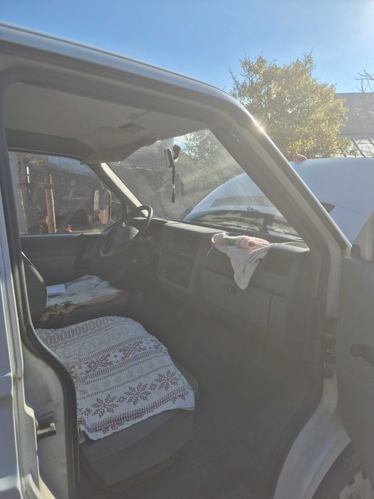 Autoutilitara Volkswagen Transporter stare f.buna
