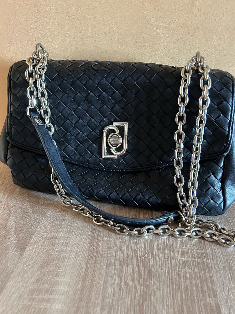Дамски чанти guess, liu jo, versace jeans и други
