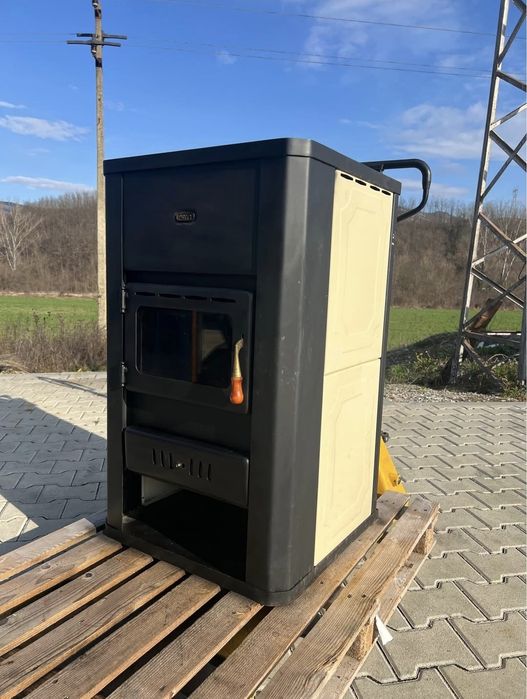 Камина с водна риза Прити 17kw