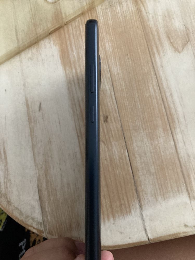 Продавам Nokia 5.4