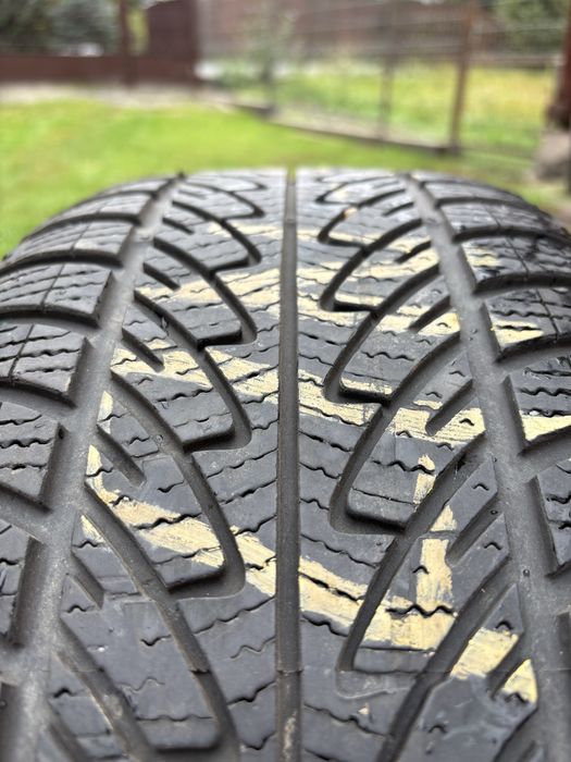 Vând set de jante aliaj r17 cu anvelope de iarnă 215/55R17