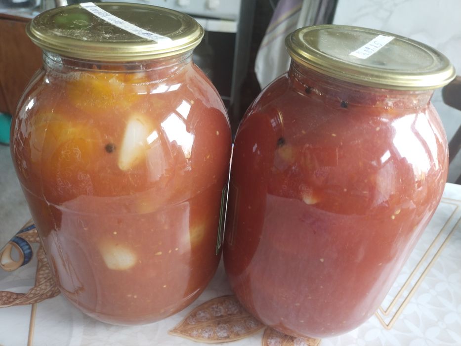 Помидоры в собственном соку 3000 тг 2 литра