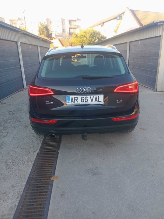 Audi Q5 4x4   Euro 5. 2.0 tdi 177 cai  2014 cutie manuala fara AD.B