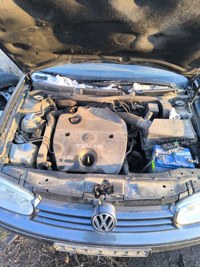 Голф 4 1.9тди 90кс на Части golf 4 1.9tdi na chasti