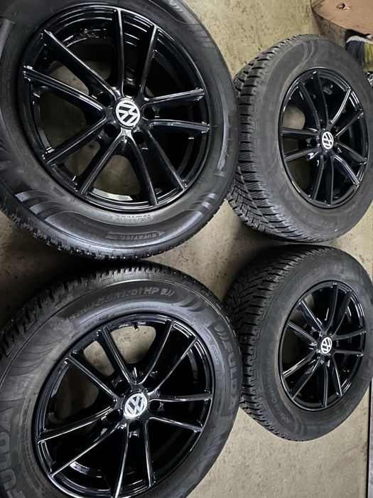 Set jante aliaj pe 16 Vw Tiguan cu cauciucuri iarna aproape noi 215/65