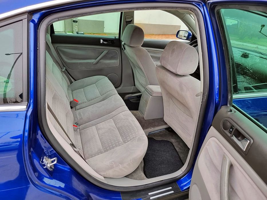 Parc Auto/ Vw Passat/1.6 Benzina/Impecabil