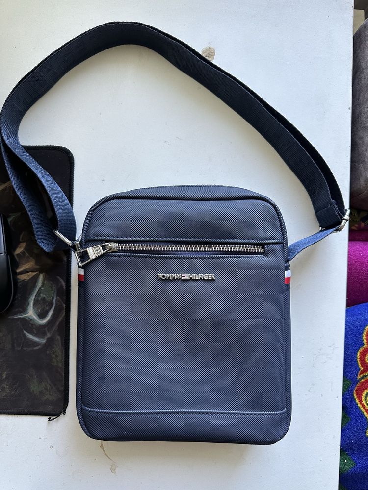 Барсетка Tommi Hilfiger