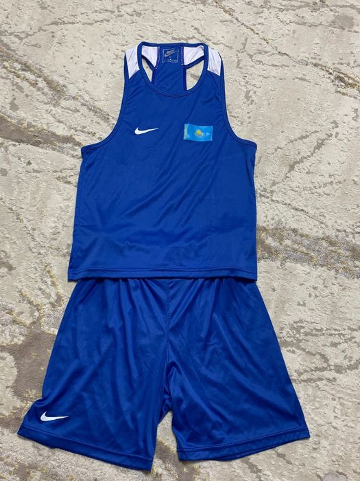 Продам Б/у боксерскую форму