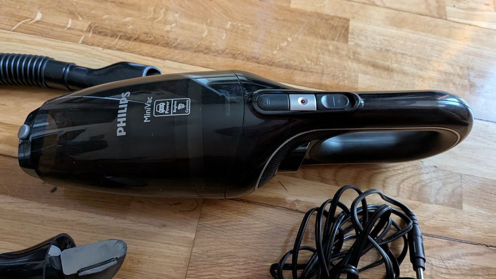 Aspirator mașina Philips MiniVac