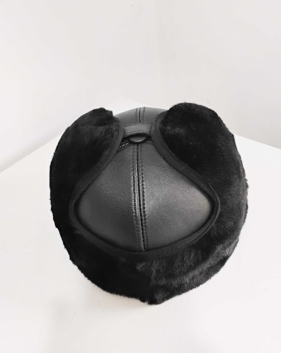 Vând căciulă de piele bărbați