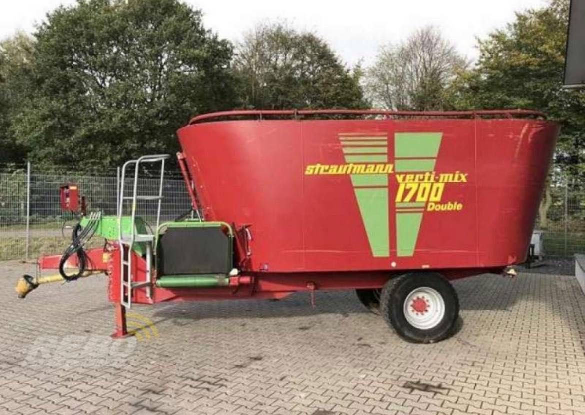 Mixer Claas Arion, case, Belarus tortadi