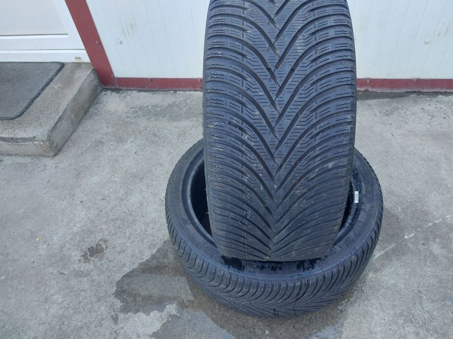 135 lei bucata! Doua anvelope M+S/IARNA 225 40 18 Kleber dot 2021