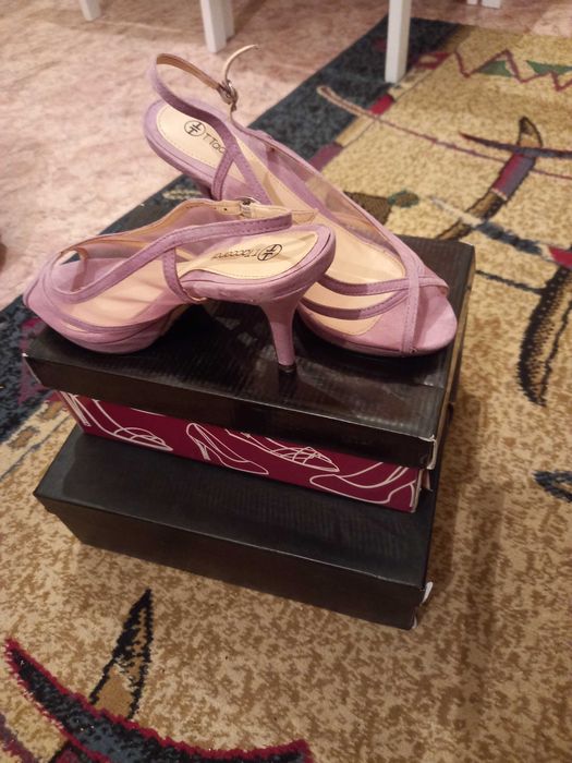 Продам красивые туфли