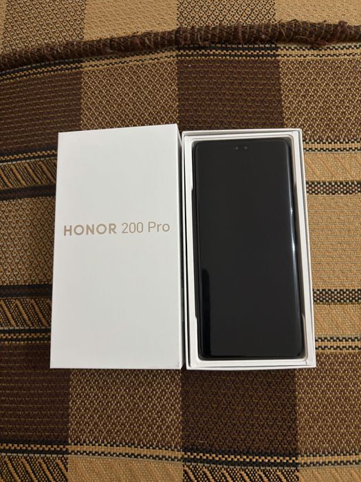 Honor 200 Pro Black