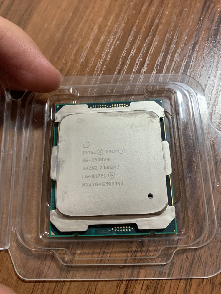 Процессор Intel Xeon E5-2630v4