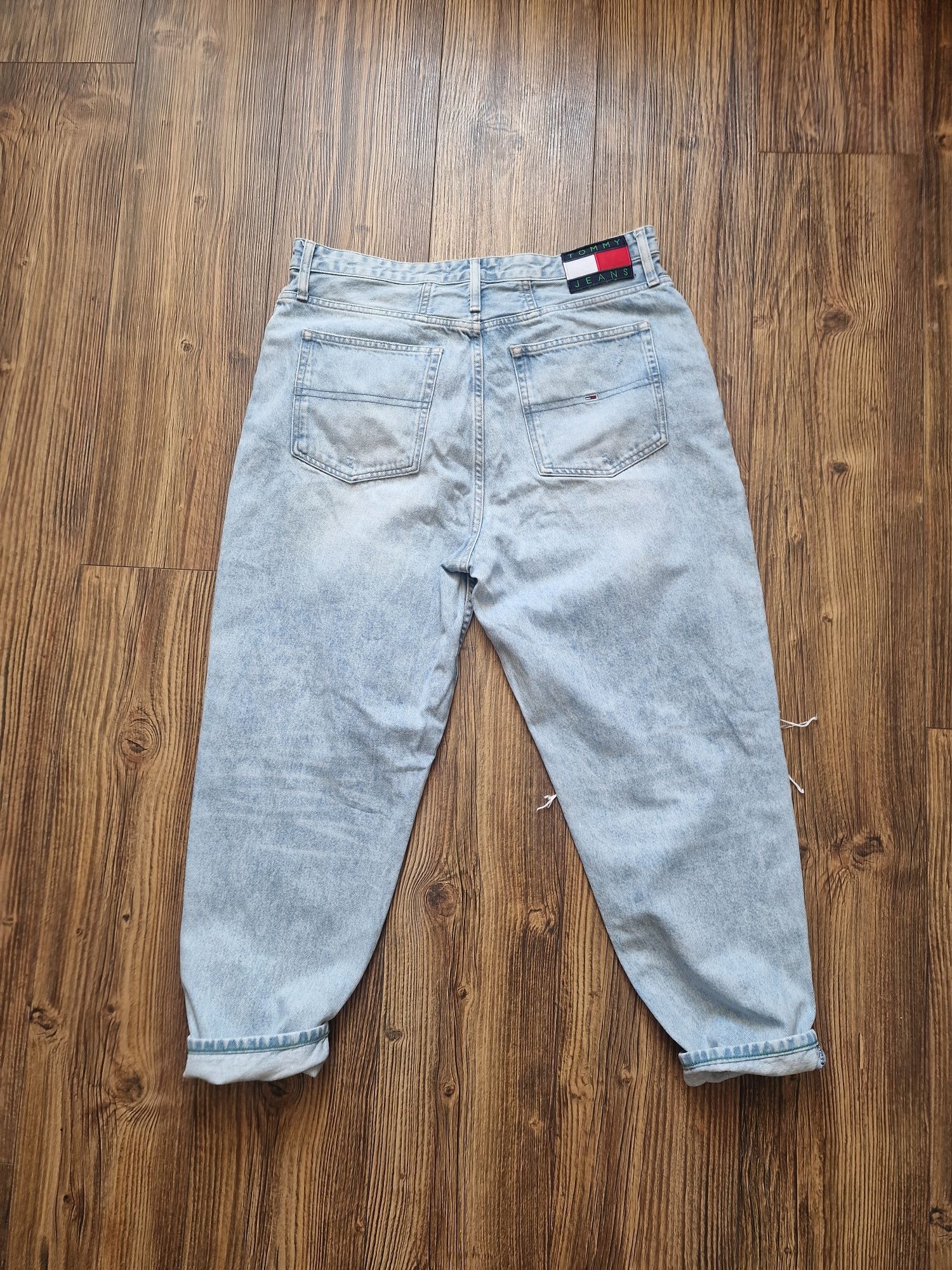 Страхотни дамски дънки moms fit TOMMY HILFIGER, размер 34 / 32