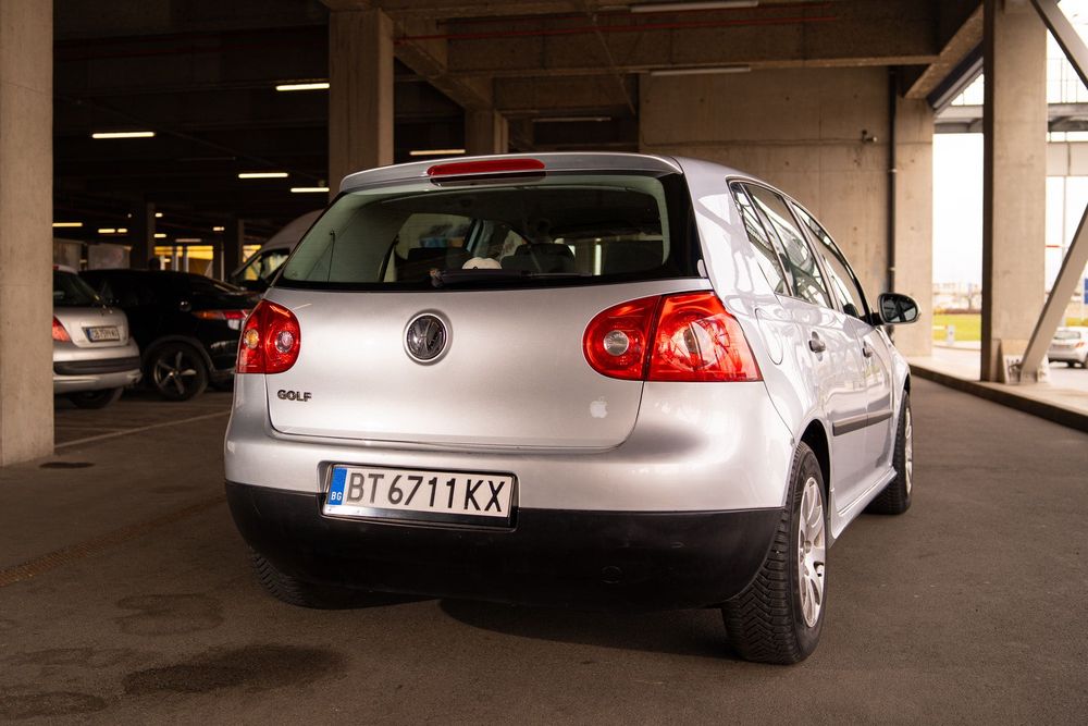 Volkswagen Golf 5 – 1.4 бензин, 75 к.с.