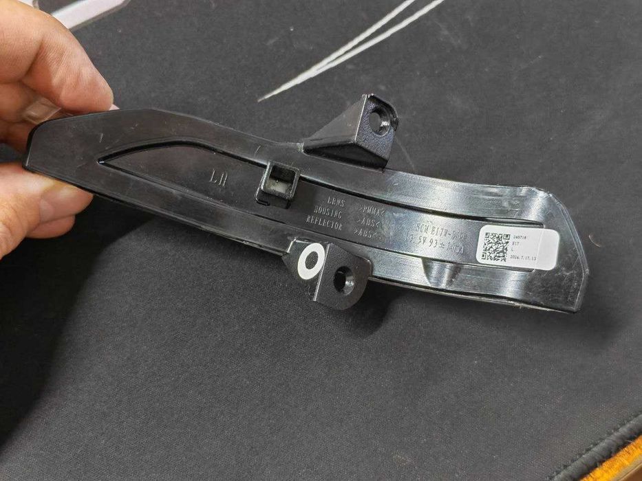 Поворотник зеркала Chevrolet Malibu. Новый/ Povorotnik ko‘zgu