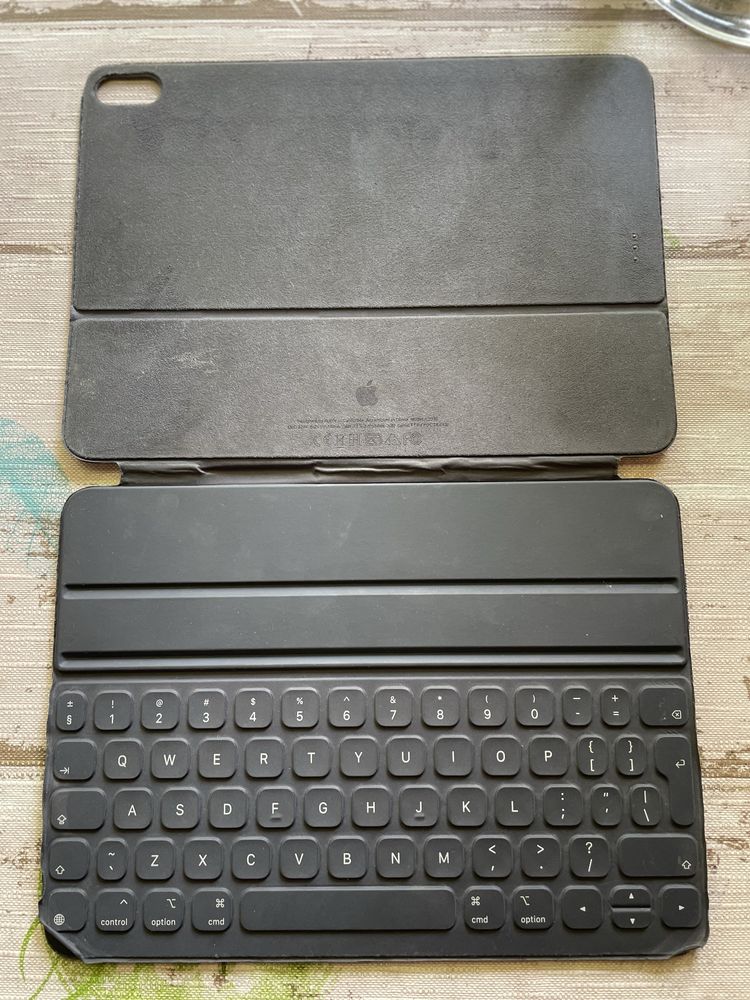 Apple smart keyboard folio iPad pro