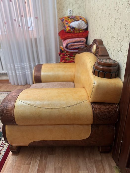 Королевкий диван